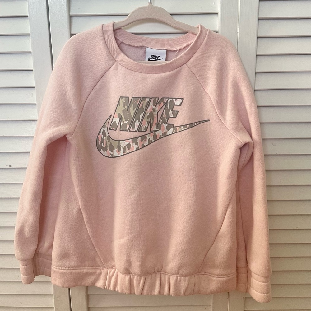 Nike Girls Pullover Sweatshirt